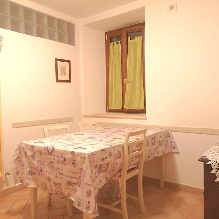 Casa Mica Hotel Abbadia San Salvator Bagian luar foto