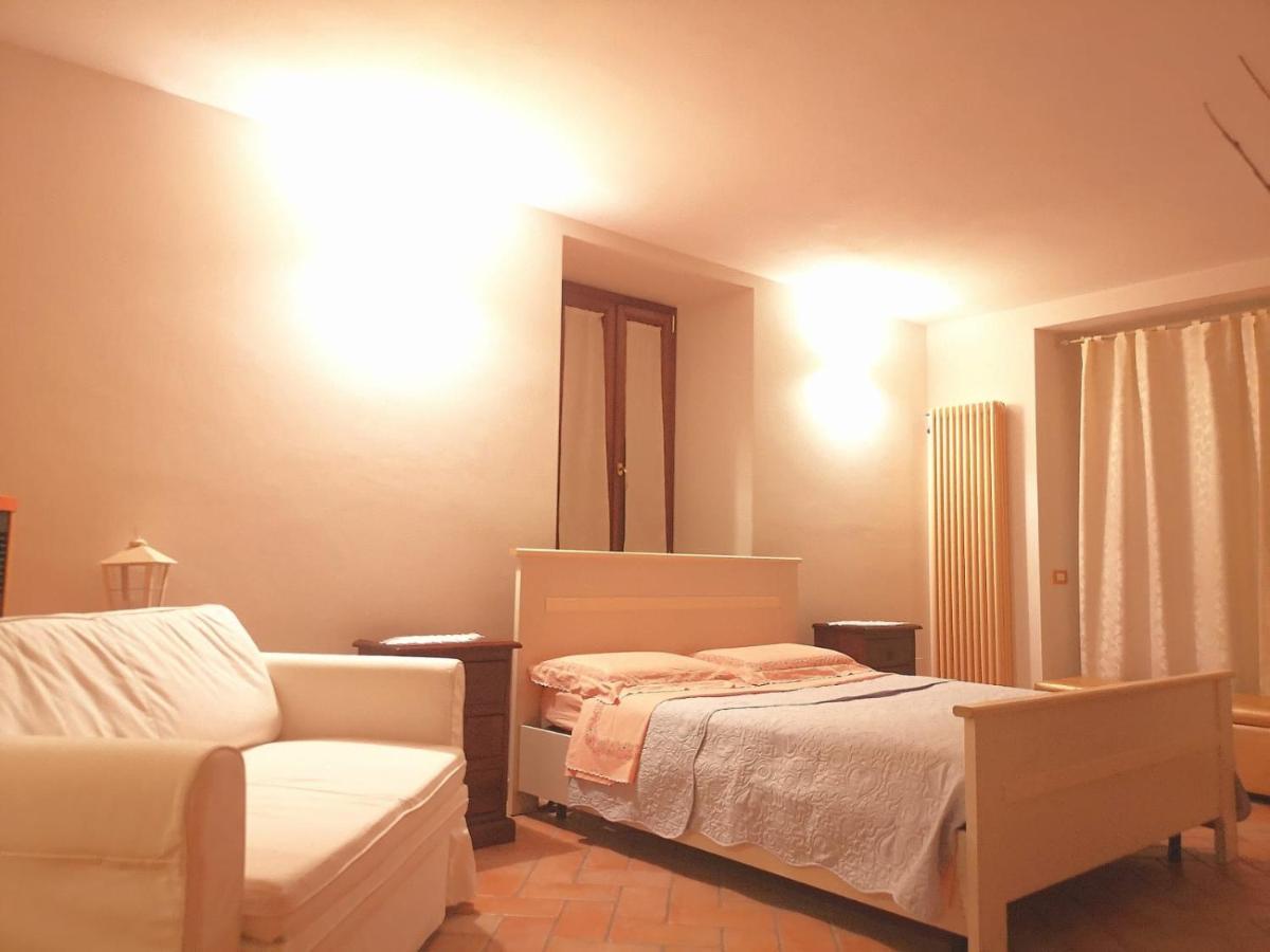 Casa Mica Hotel Abbadia San Salvator Bagian luar foto