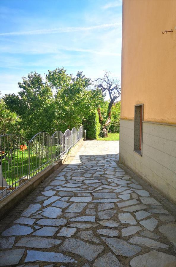 Casa Mica Hotel Abbadia San Salvator Bagian luar foto
